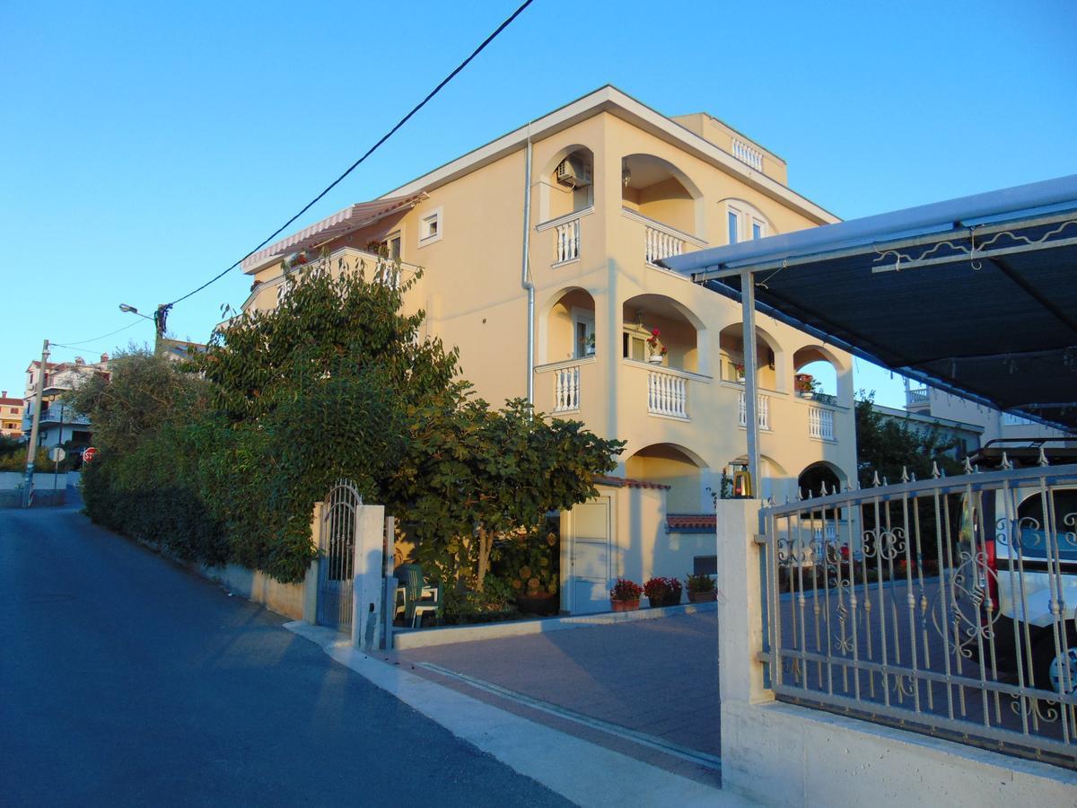 Apartmani Villa Marija Zadar Bagian luar foto